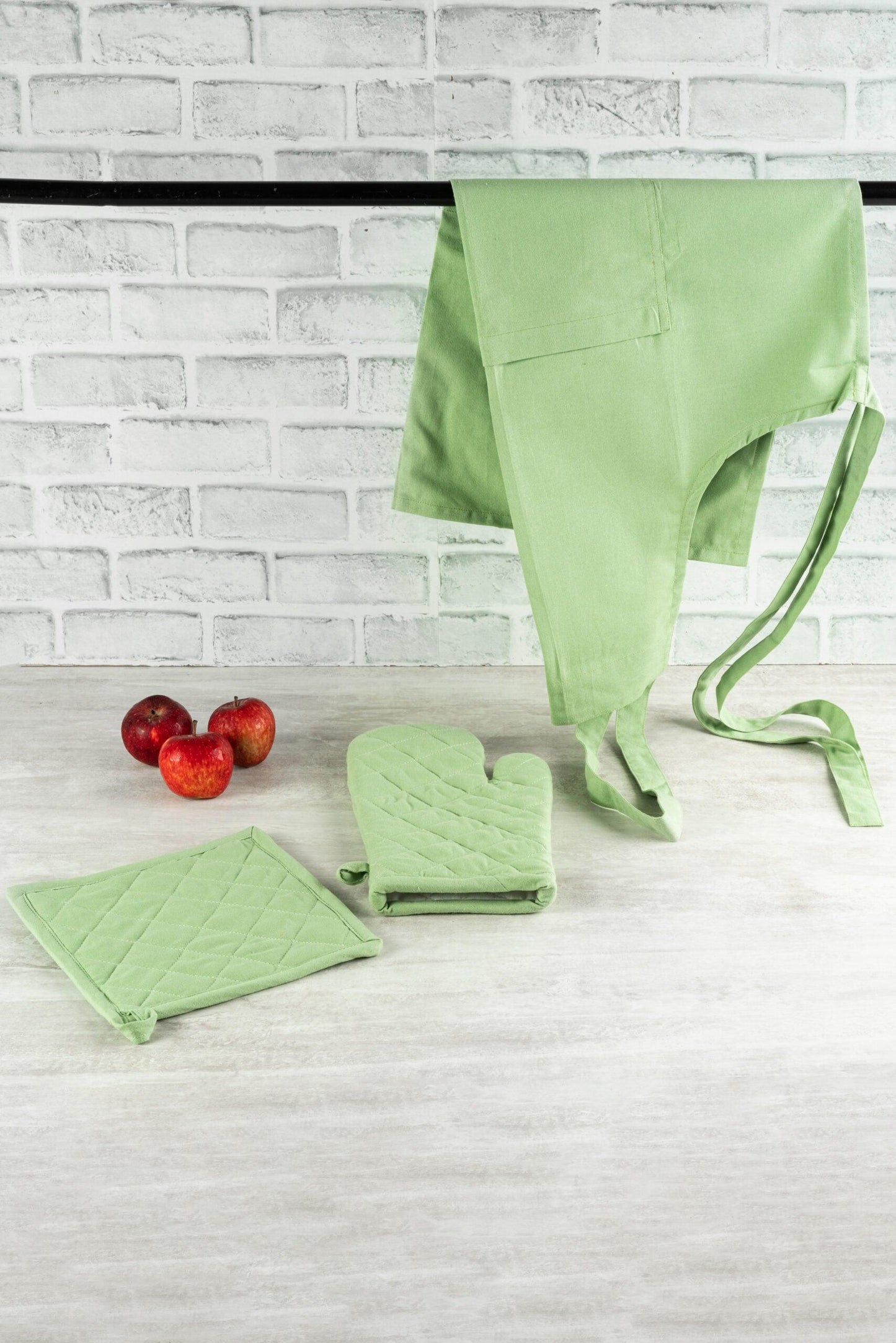 Apron + Glove & Mitten (Combo)
